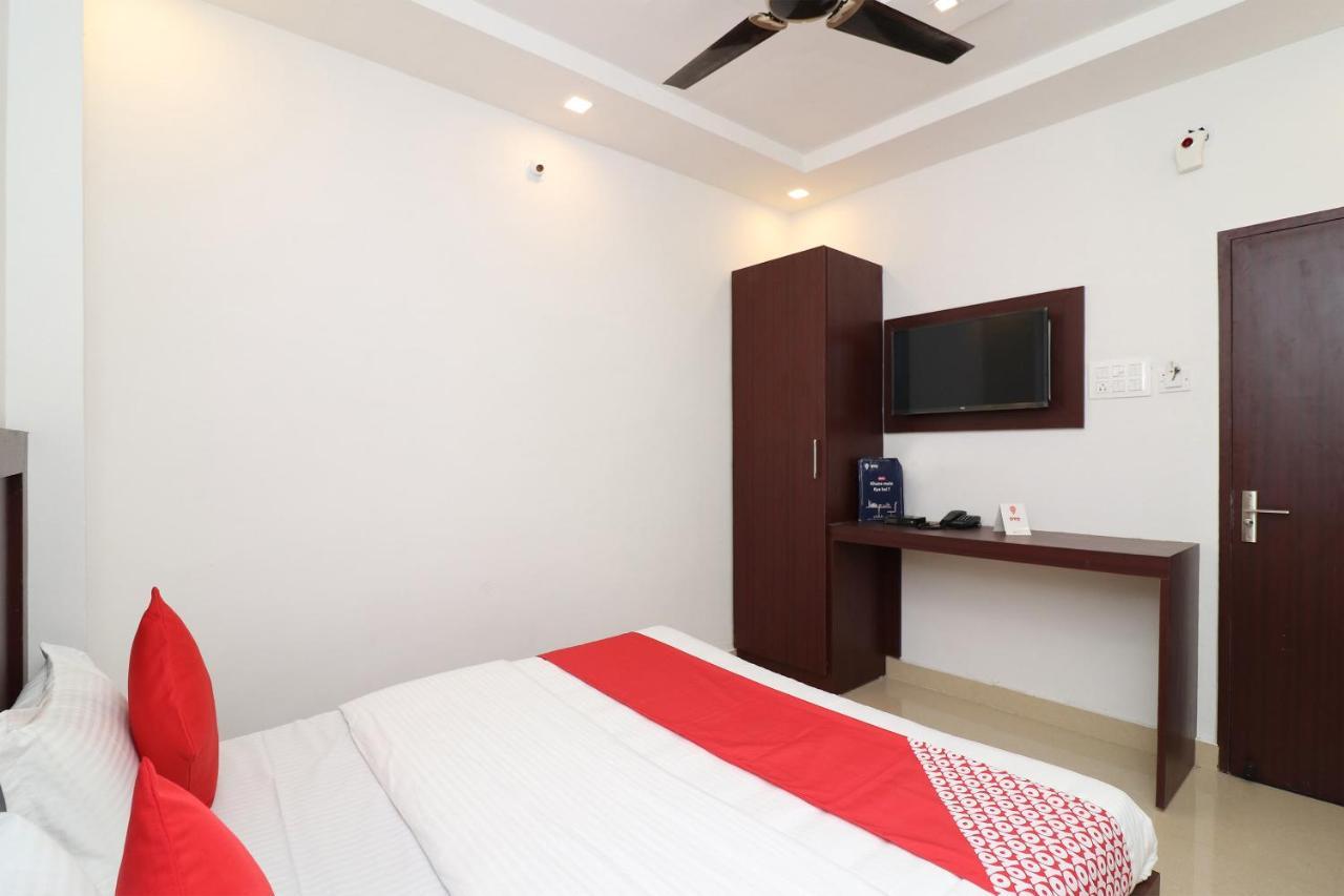 Oyo 1021 Hotel Gayatri Residency Tirath Eksteriør billede