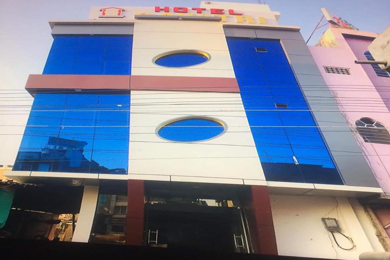 Oyo 1021 Hotel Gayatri Residency Tirath Eksteriør billede