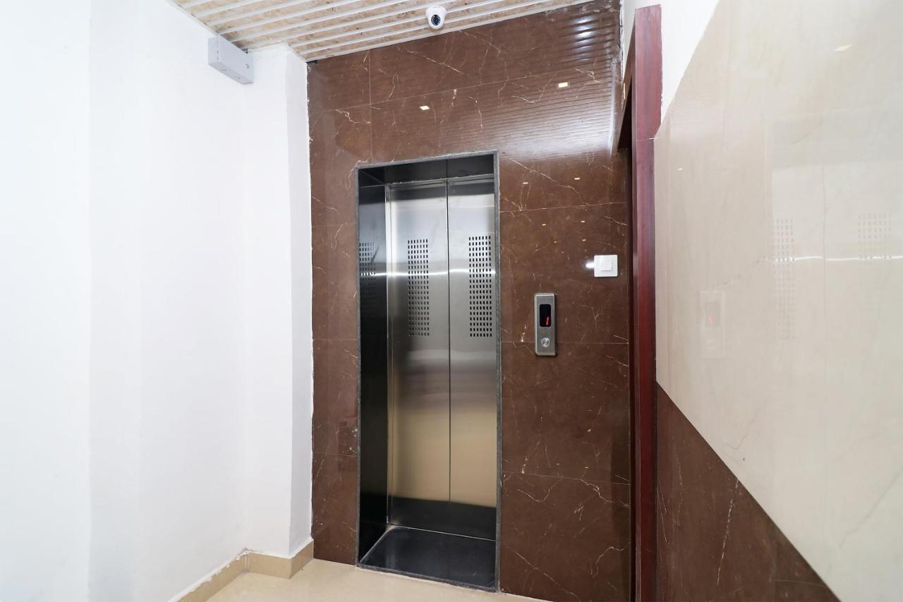 Oyo 1021 Hotel Gayatri Residency Tirath Eksteriør billede